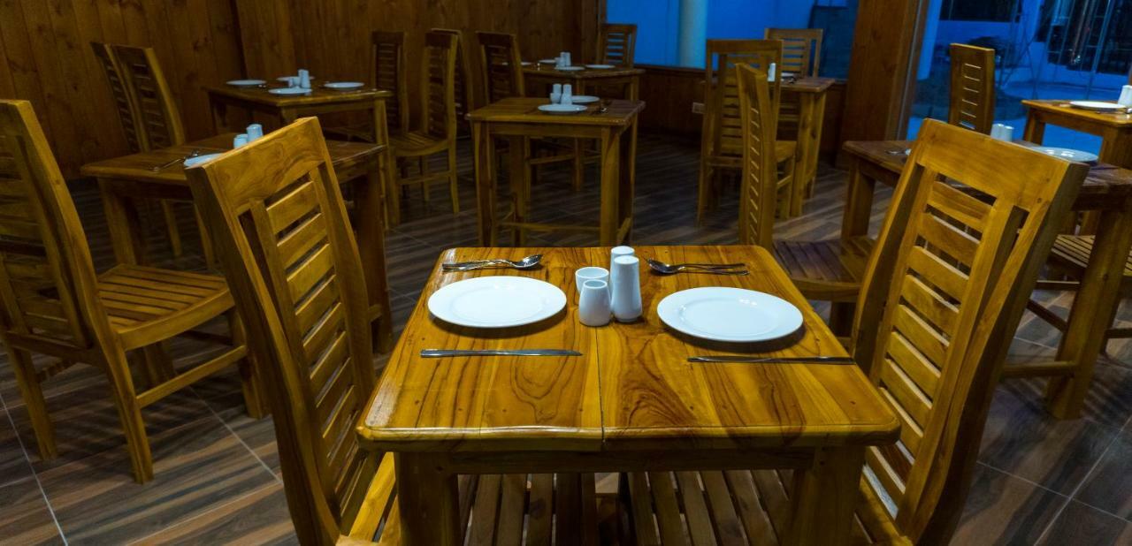 Mrd Beach Hotel Trikunamalaja Zewnętrze zdjęcie